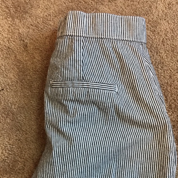 Hollister pin stripe pants size s - Picture 3 of 6